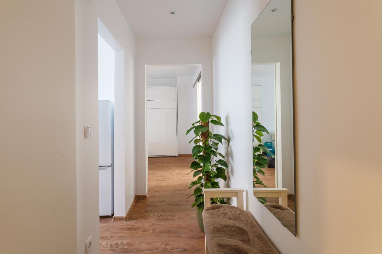 Design Apartment / 2 Room / Central / Contactless Check-In Hanóver Exterior foto